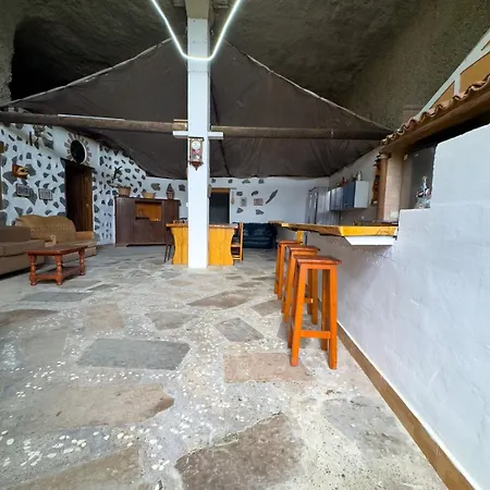 Casa Cueva Anajos * Las Vegas