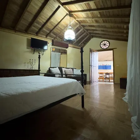 Casa Cueva Anajos * Las Vegas