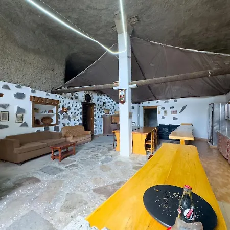 Casa Cueva Anajos Holiday home Las Vegas