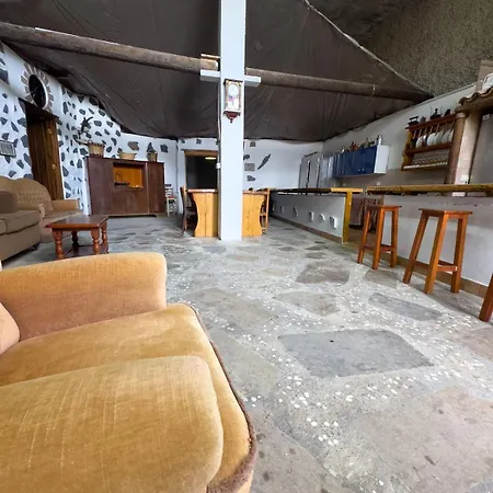 Casa Cueva Anajos